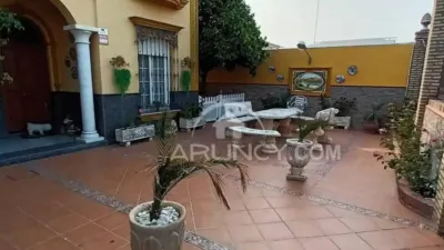 Chalet en Alcalá de Guadaíra photo 6