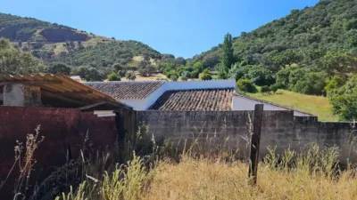 Rustic property in Cazalla de La Sierra photo 16