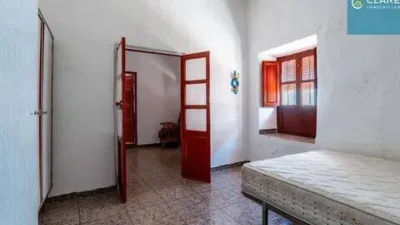 Terraced house on Calle Iglesia photo 16