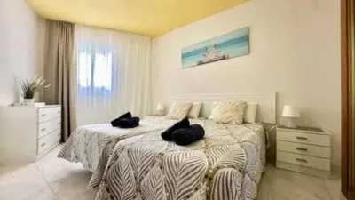 Apartment on Avenida del Arquitecto Gómez Cuesta photo 16