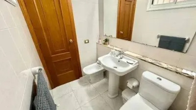 Apartment on Avenida del Arquitecto Gómez Cuesta photo 6