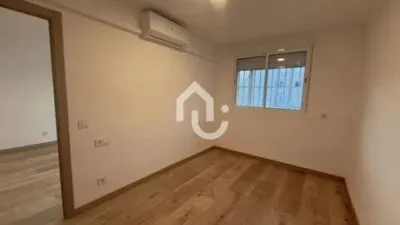 Apartment on Carrer de Víctor Català photo 11