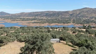 Rustic property in Cazalla de La Sierra photo 11