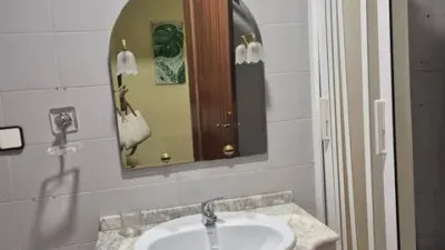 Apartment on Luis Llorente Street photo 10