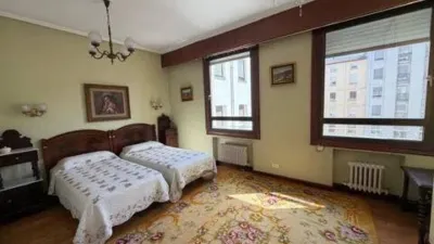 Apartment on Calle Rodríguez Arias photo 4