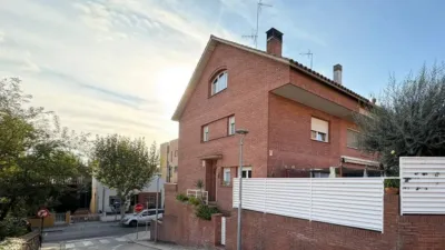 Chalet en Avinguda de Canovelles photo 2