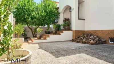 House on Marejada Street photo 7