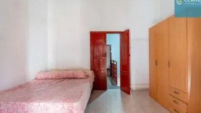 Terraced house on Calle Iglesia photo 18