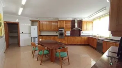Piso en Almansa photo 11