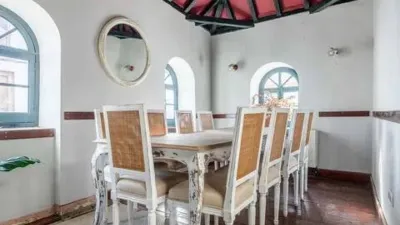 Chalet en calle Teodosio photo 9