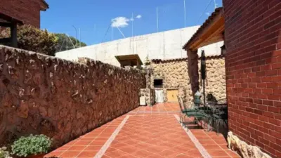 Chalet in Campo Real photo 11