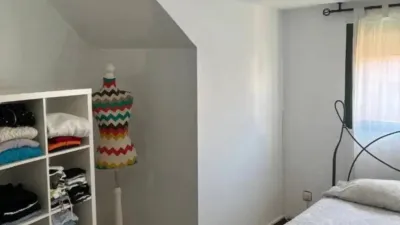 Duplex in Velilla de San Antonio photo 18