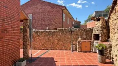 Chalet in Campo Real photo 12