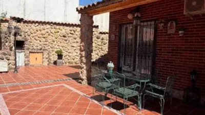 Chalet in Campo Real photo 7
