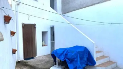 Chalet en venta en Calle de las Infantas, La Guardia de 70.000 €
