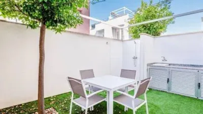 Terraced house in Carrer de Catamaran photo 14