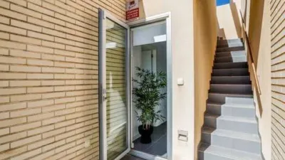 Terraced house in Carrer de Catamaran photo 30