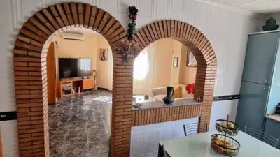 Terraced house in Santa María del Águila photo 3