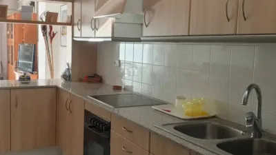 Apartment on Carrer de Jovara photo 3