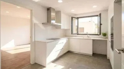 Apartment in Centre photo 3