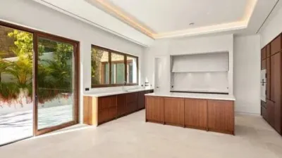 Chalet on Urbanizacion Cortesin Street, 11 photo 9