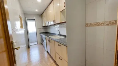 Apartment in Singuerlín-Les Oliveres-Can Franquesa-Guinardera photo 9