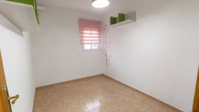 Apartment in Singuerlín-Les Oliveres-Can Franquesa-Guinardera photo 14