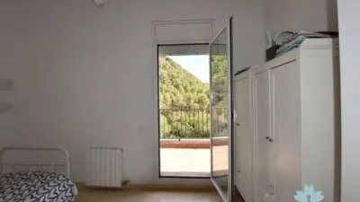 Townhouse in Torrelles de Llobregat photo 12