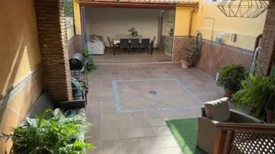 Townhouse in Algeciras photo 4