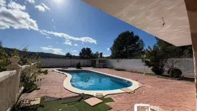 Chalet in La Bisbal del Penedès photo 2