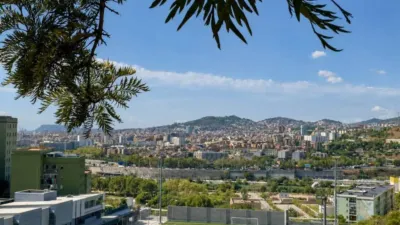 Apartment in Singuerlín-Les Oliveres-Can Franquesa-Guinardera photo 2