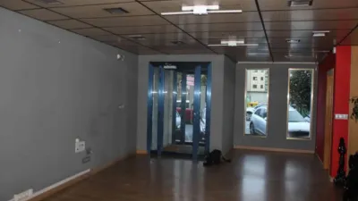 Local comercial en alquiler en Padrón - Vista 3