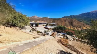 Chalet in Alcaucín photo 3