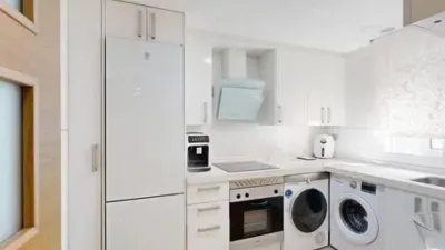 Flat on Pintor Rivera Street photo 21