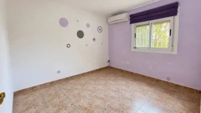 Apartment in Singuerlín-Les Oliveres-Can Franquesa-Guinardera photo 16