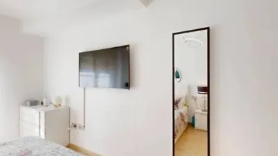 Flat on Pintor Rivera Street photo 46
