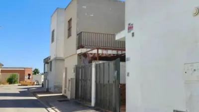 Chalet on Avenida de la Lebrija photo 2