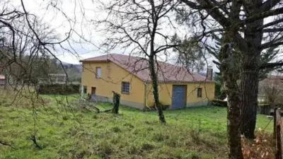 Chalet on Calle Barreiros S-N photo 3