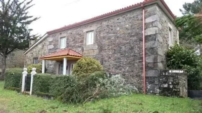 Chalet on Calle Barreiros S-N photo 7