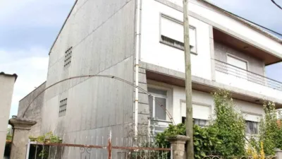 Chalet in Padrón photo 2