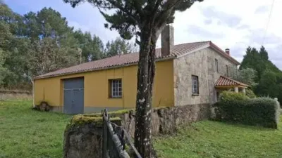 Chalet on Calle Barreiros S-N photo 5