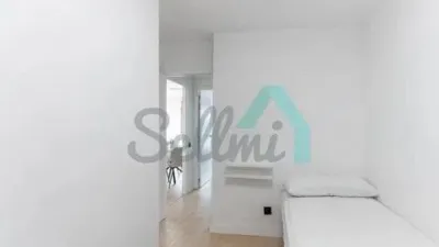 Piso en alquiler en Ciudad-Naranco-Vallobín, Ciudad-Naranco-Vallobín (Oviedo) de 800 €<span>/mes</span>