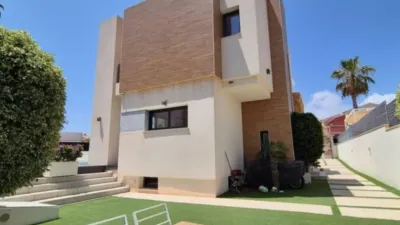 Casa – Torrevieja, Cabo Cervera-Playa la Mata - Més