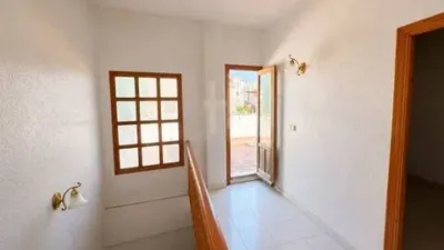 Chalet on Calle de García Lorca photo 29