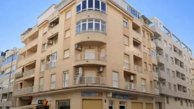 Piso – Torrevieja - Vista 2