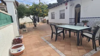 Chalet on Carrer de les Moreres photo 20