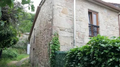 Chalet in Padrón photo 3