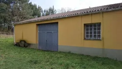 Chalet on Calle Barreiros S-N photo 6
