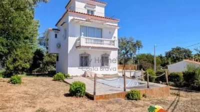 Chalet on Carrer del Montsia photo 39