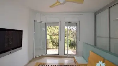 Townhouse in Torrelles de Llobregat photo 15